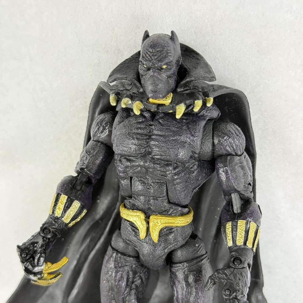 Marvel Legends Black Panther Action Figure 6" Toy Biz 2005 Cape Gold Claws
